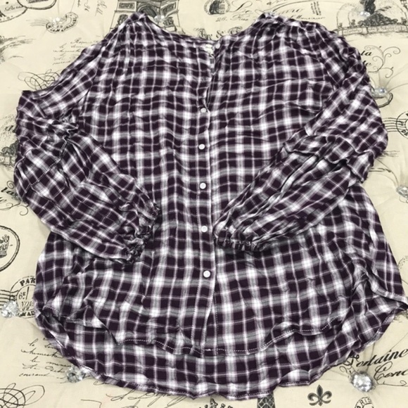 Max Studio Plaid Ruffle Sleeve Blouse - Picture 3 of 6